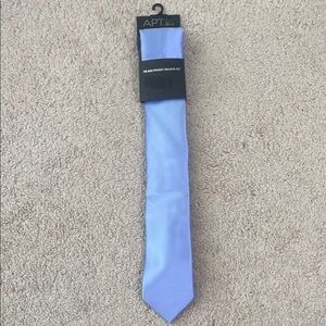 NWT Apt. 9 Sky Blue/Lavender Tie and Pocket Square Set